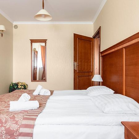 Hotel Stodolka Cminsk Luaran gambar