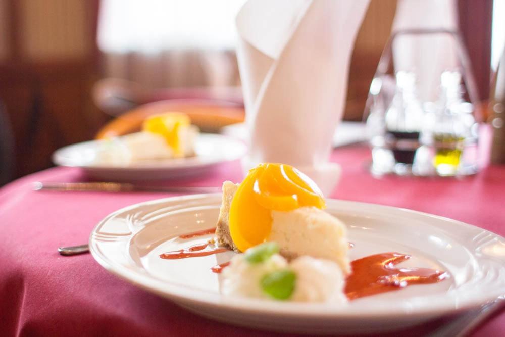 Hotel Stodolka Cminsk Luaran gambar
