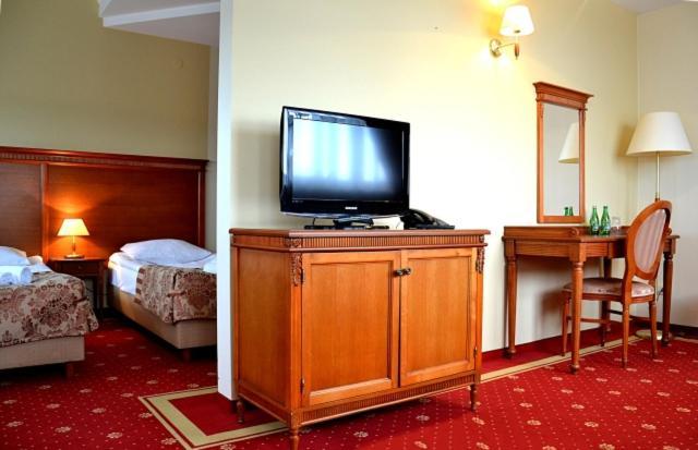 Hotel Stodolka Cminsk Luaran gambar
