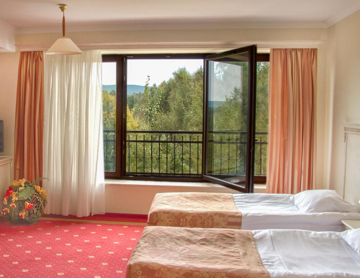 Hotel Stodolka Cminsk Luaran gambar