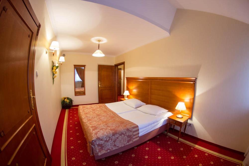 Hotel Stodolka Cminsk Luaran gambar