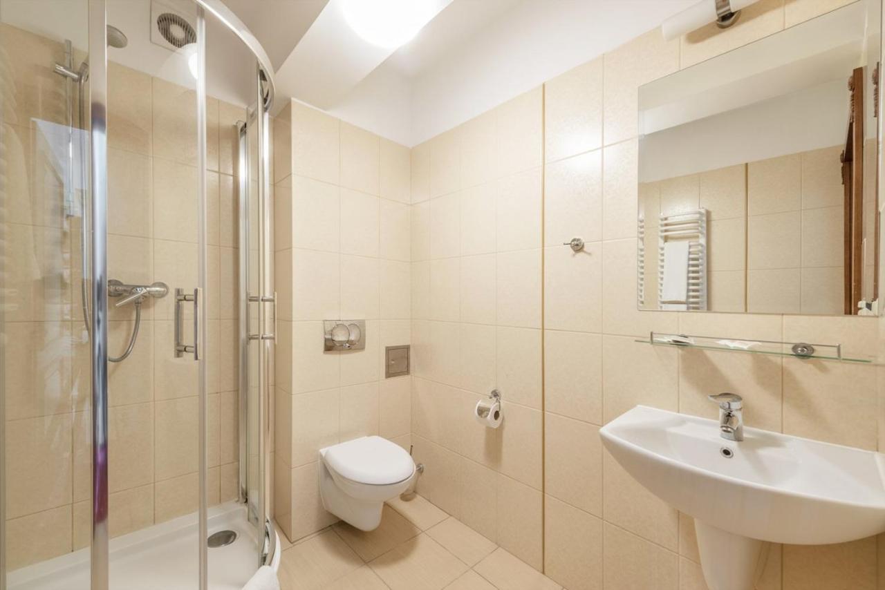 Hotel Stodolka Cminsk Luaran gambar