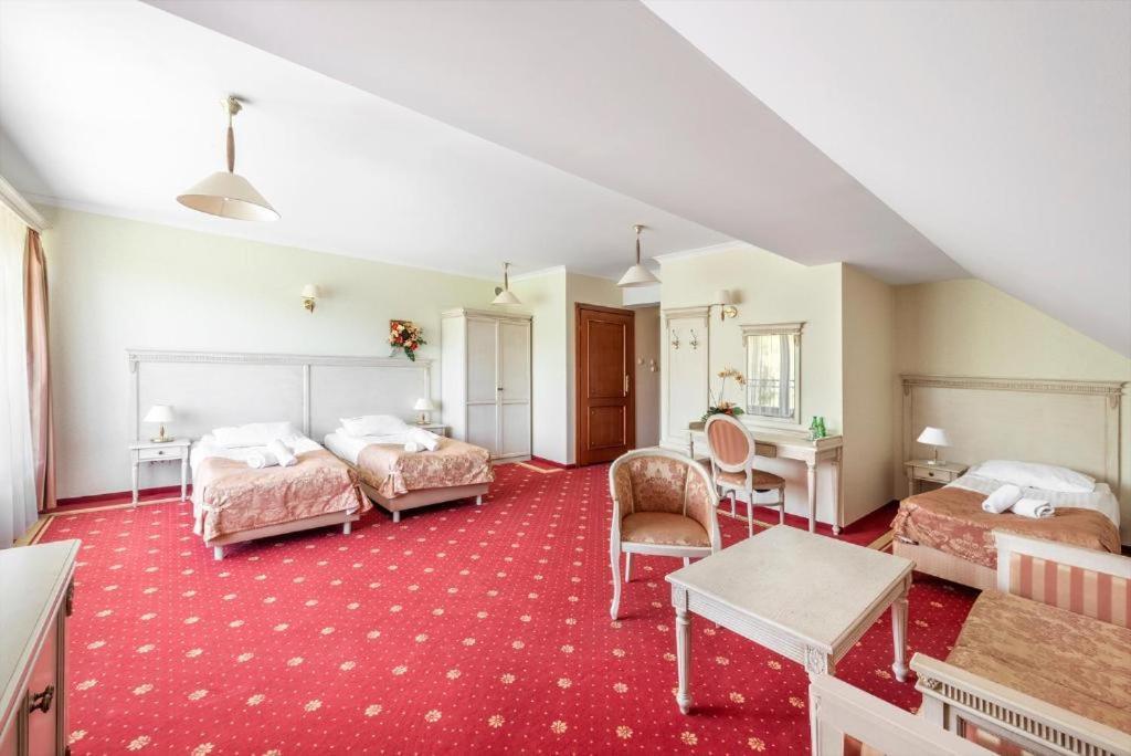 Hotel Stodolka Cminsk Luaran gambar
