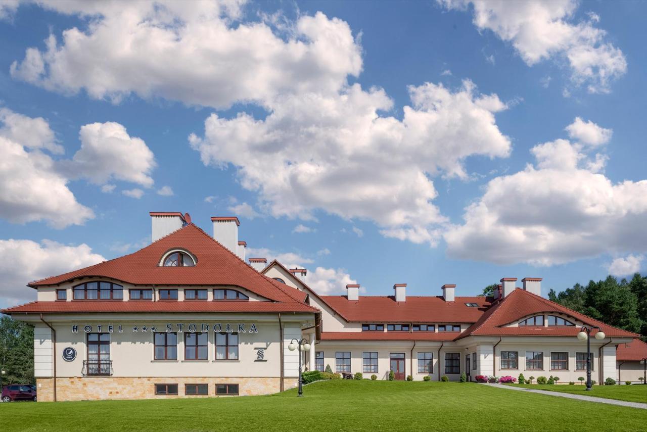 Hotel Stodolka Cminsk Luaran gambar